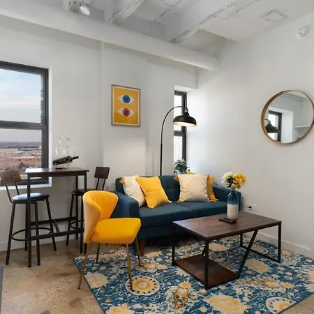 Regal Stylish Uptown Loft Beachfront Rooftopwfhgym