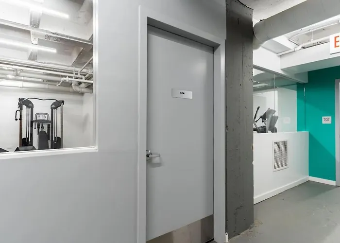 Apartment Regal Stylish Uptown Loft Beachfront Rooftopwfhgym *