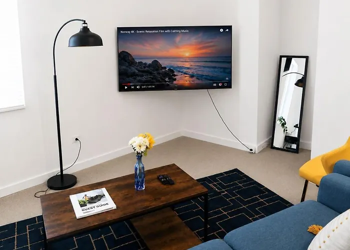 Apartment Regal Stylish Uptown Loft Beachfront Rooftopwfhgym